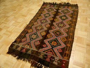 tiftickjian-sons-turkish-rugs-2