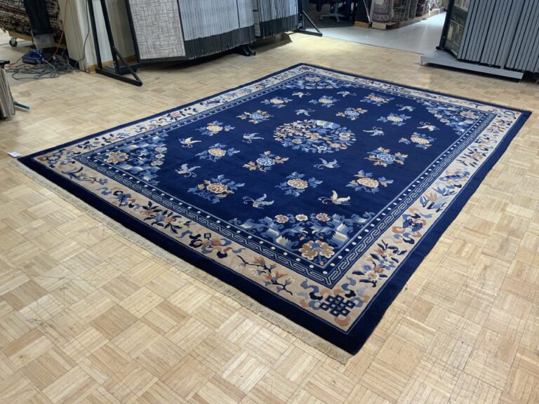 Read more about the article The Versatility of a Blue Rug