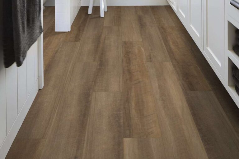 Read more about the article Make Your Kitchen Feel Luxurious with Vinyl Flooring