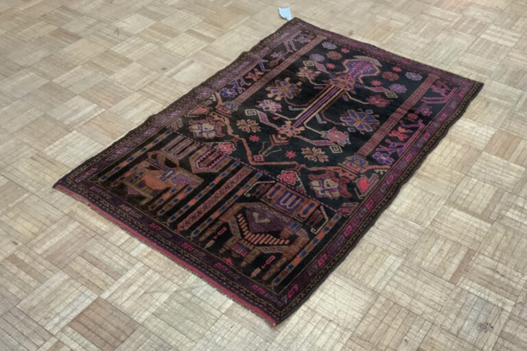 Read more about the article Balouch Rugs: Buying On A Budget