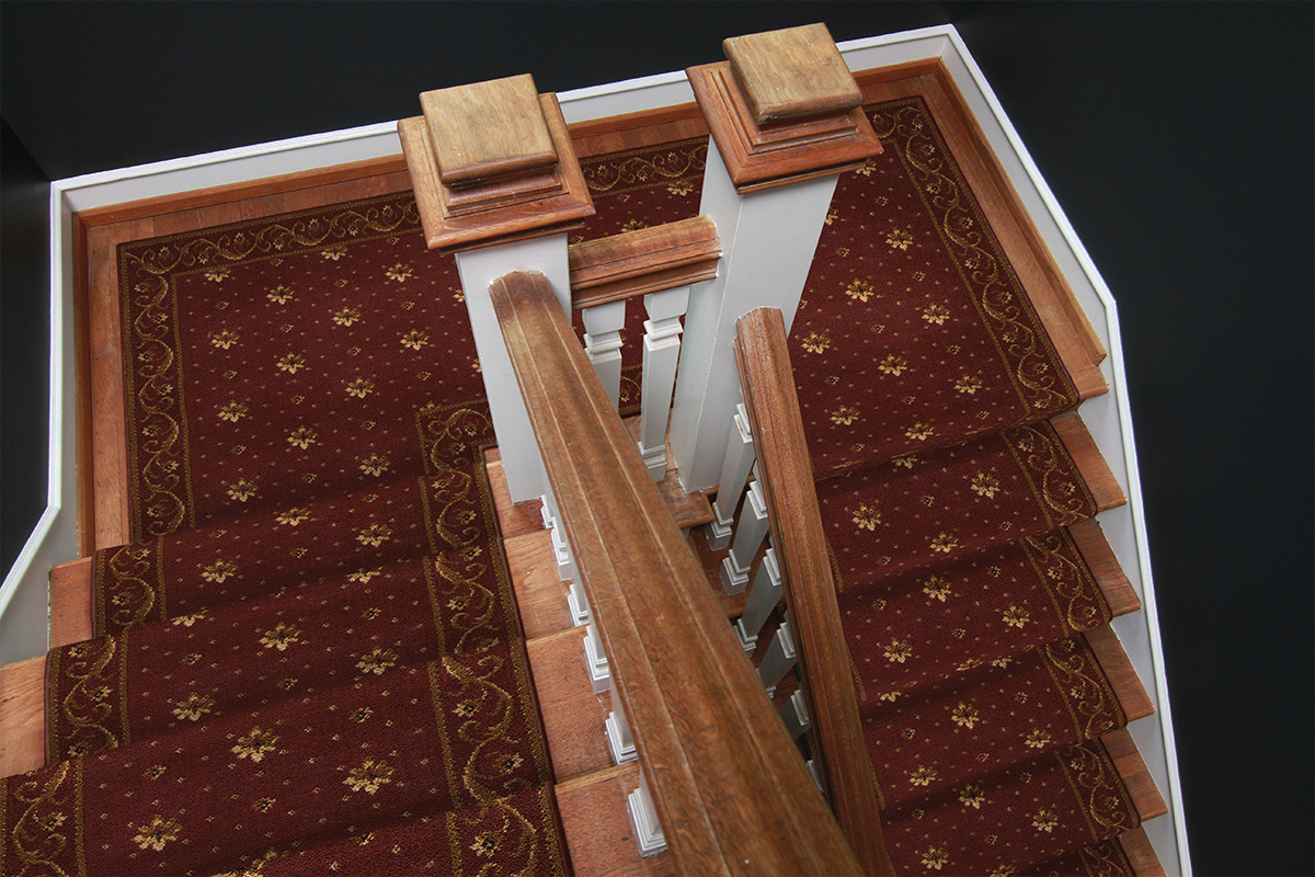 Read more about the article Shape Is Not An Obstacle For Stair Runner Rugs