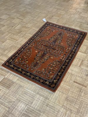 LIKE NEW 3ft. x 4ft. TRADITIONAL SAROUK