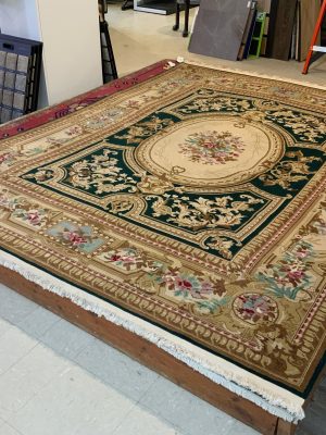 LIKE NEW 8ft. x 10ft. TRADITIONAL AUBUSSON