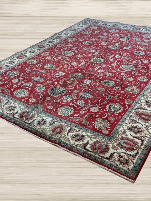 LIKE NEW 8ft. x 11ft. TRADITIONAL TABRIZ