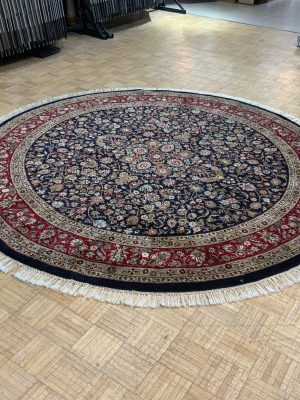 LIKE NEW 8ft. x 8ft. TRADITIONAL KASHAN