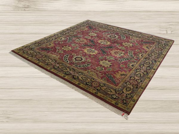 LIKE NEW 8ft. x 8ft. TRANSITIONAL KASHAN