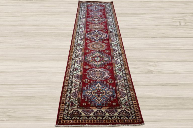 Read more about the article Warm Up Your Interiors with Kazak Area Rugs