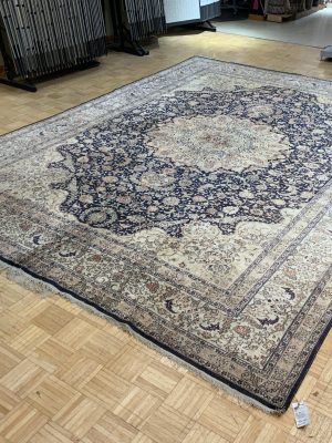 SEMI-ANTIQUE 10ft. x 14ft. TRADITIONAL KASHAN