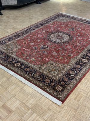 SEMI-ANTIQUE 7ft. x 10ft. TRADITIONAL TABRIZ