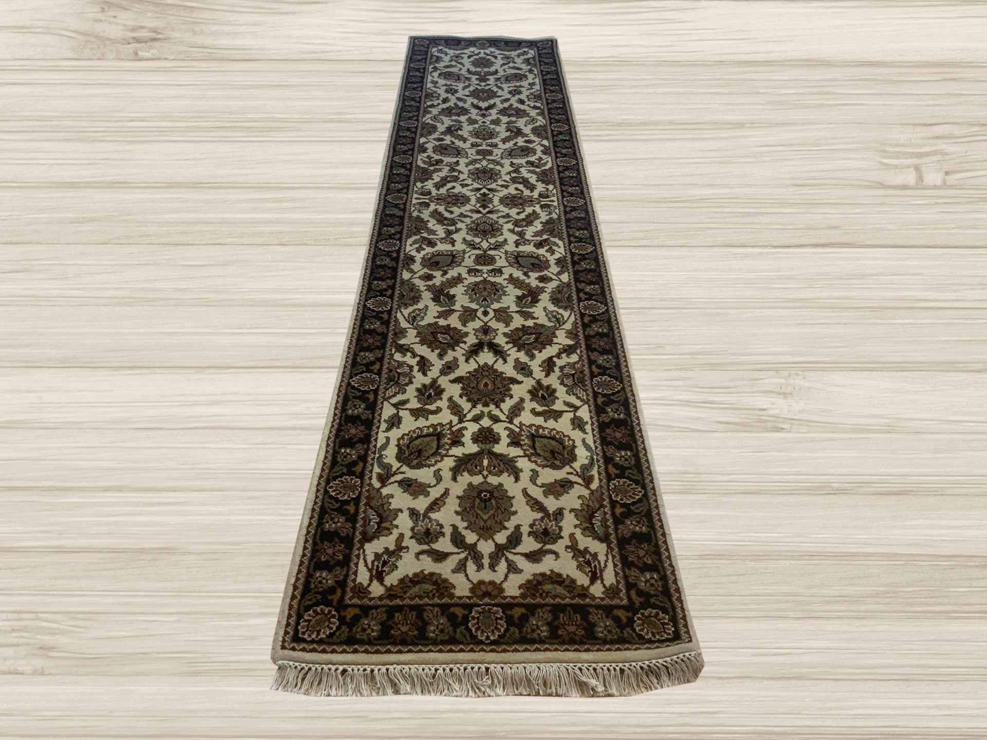 VINTAGE 3ft. x 12ft. TRADITIONAL OUSHAK