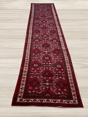VINTAGE 3ft. x 13ft. TRADITIONAL HAMADAN