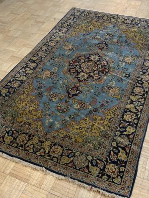 VINTAGE 5ft. x 8ft. TRADITIONAL ISFAHAN