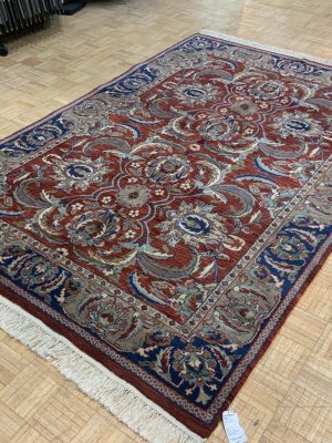 VINTAGE 6ft. x 9ft. TRADITIONAL AGRA