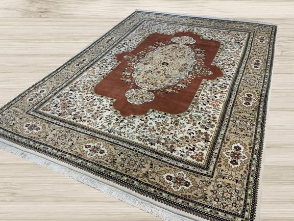 VINTAGE 9ft. x 12ft. TRADITIONAL TABRIZ