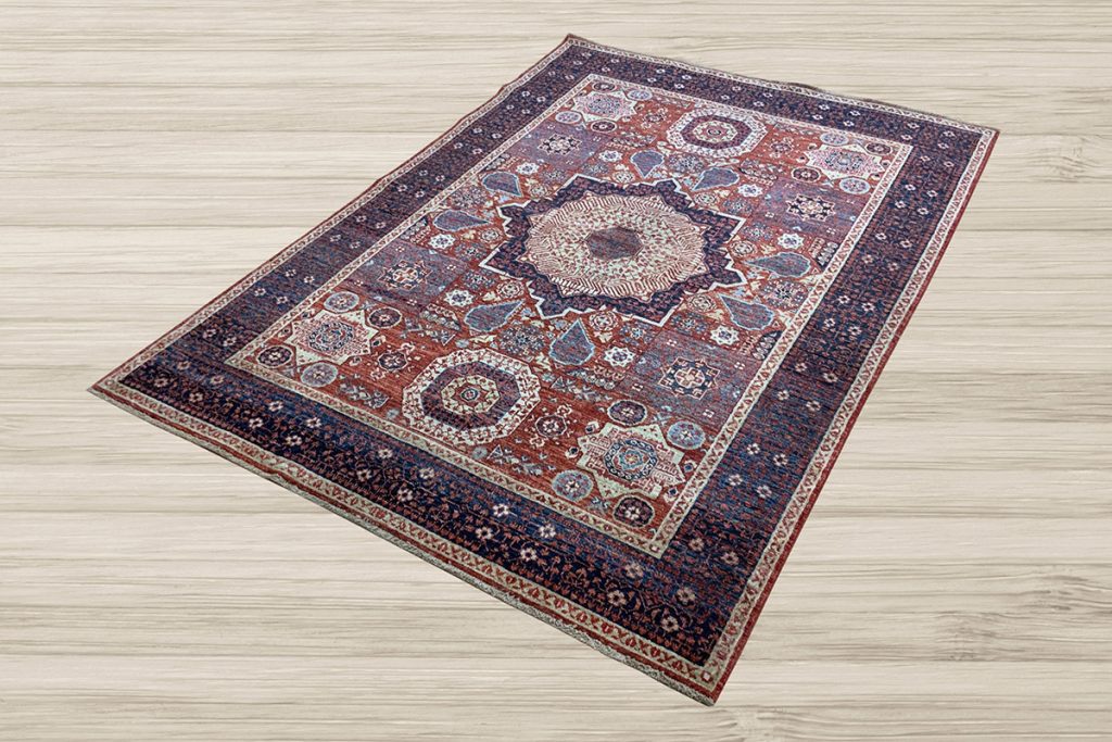 With its large central medallion and intricate geometric motifs, this Mamluk rug is the perfect backdrop for creating memories.