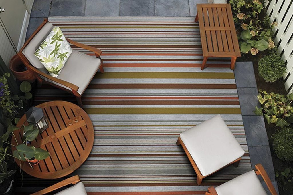 That summer fling with your patio or deck doesn't have to end. If you don't already have a fall outdoor rug on your patio or deck, now's the time to upgrade!